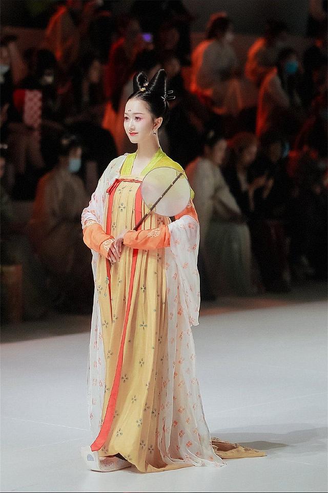 汉服4