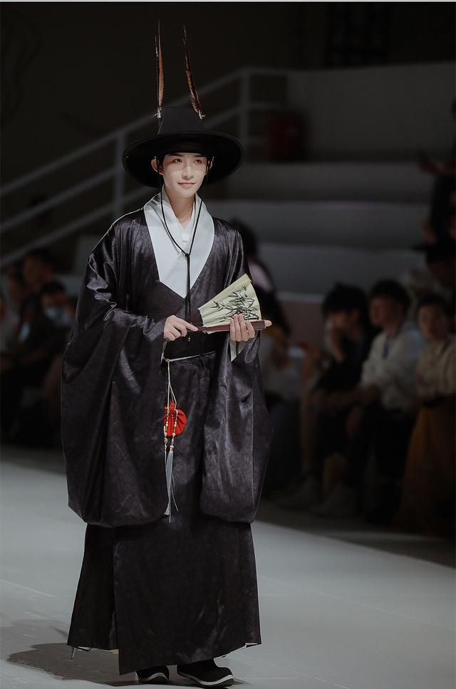 汉服6